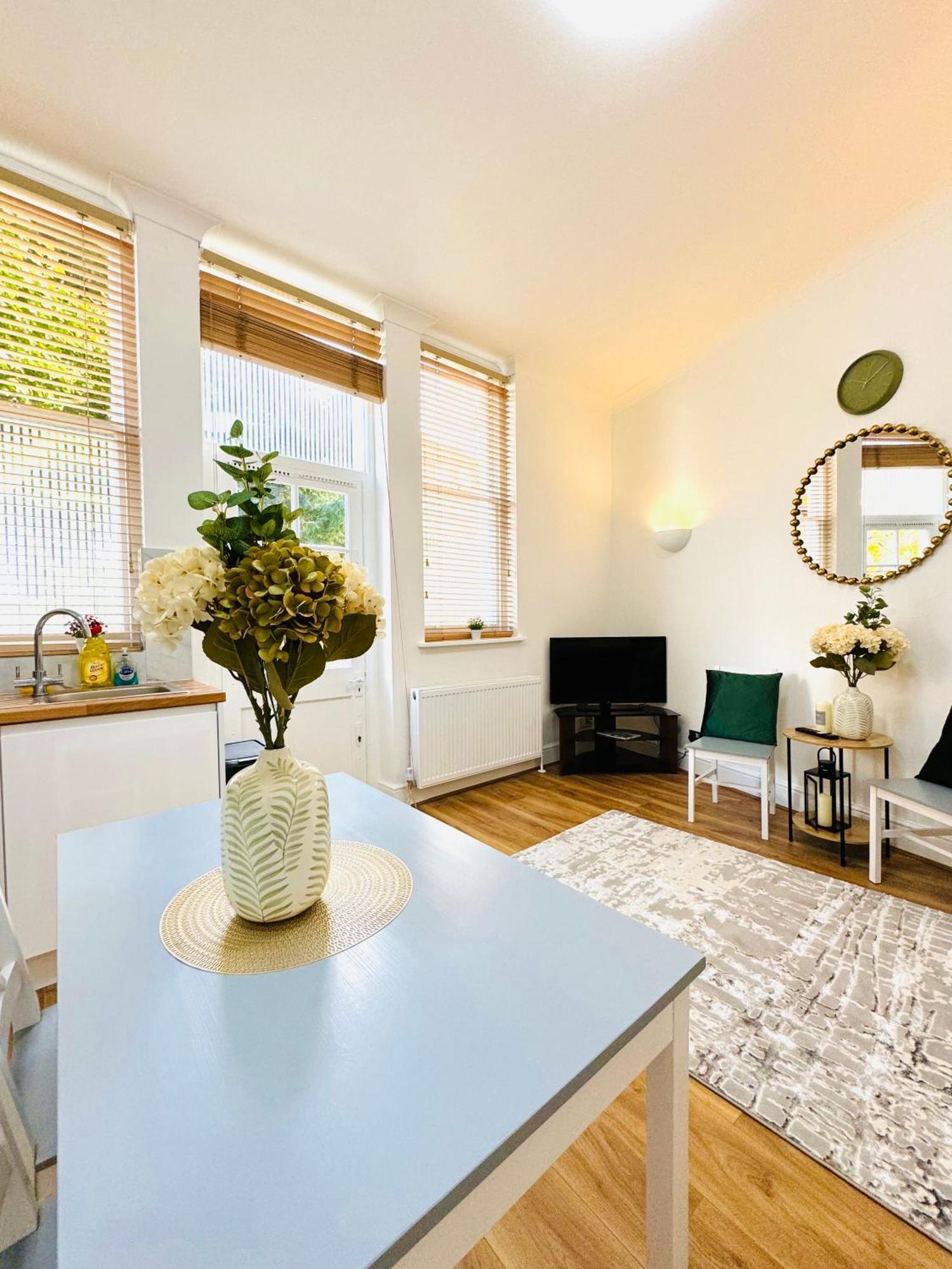 Beautiful 2Bedroom Flat In London St John Exteriér fotografie